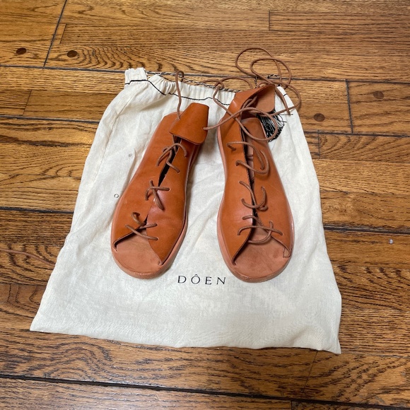 Doen Gladiator Leather Sandals - Picture 1 of 4